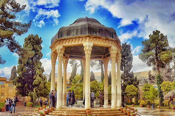 Hafez divination app